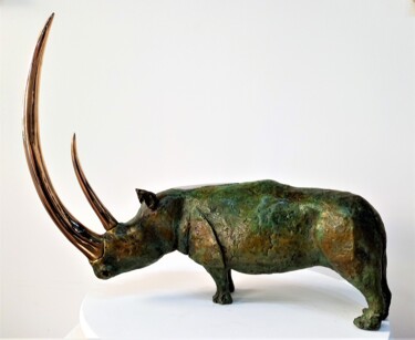 Sculpture titled "Rhino G     sur dem…" by Bueno Patrice, Original Artwork, Bronze