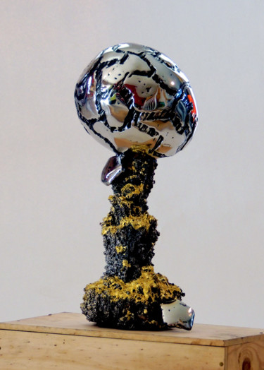 Sculpture titled "Ecoulement de vie" by Bueno Patrice, Original Artwork, Metals