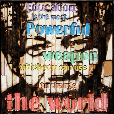 「Education weapon」というタイトルの彫刻 Patrice Chambrierによって, オリジナルのアートワーク, 紙