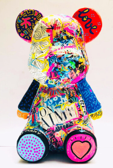 Sculpture titled "LOVE BEAR ARTY" by Patricia Ducept (Art'Mony), Original Artwork, Collages