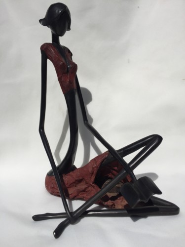 Skulptur mit dem Titel "Liseuse1" von Patricia Grangier, Original-Kunstwerk, Metalle