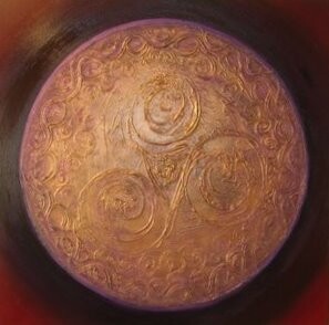 Schilderij getiteld "Triskelion Celtic M…" door Patricia Queritet, Origineel Kunstwerk