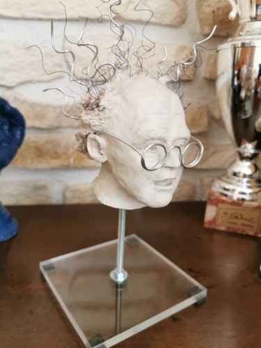 Sculpture titled "Doc Emmett" by Patricia Vivier-Robert, Original Artwork, Clay