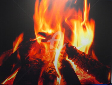 Photographie intitulée "feu de cheminée" par Patricia Saulais, Œuvre d'art originale, Photographie numérique