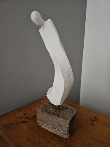 Скульптура под названием "Ulla" - Patrick Lameynardie, Подлинное произведение искусства, Глина