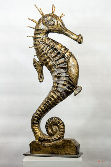 Скульптура под названием "HIPPOCAMPUS (Erable…" - Patrick Thubert, Подлинное произведение искусства, Металлы