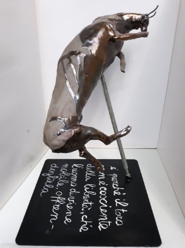Sculpture titled "la liberté du taure…" by Patrizia Grieco, Original Artwork, Ceramics