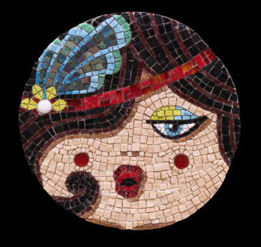 Scultura intitolato "Ma Belle" da Patrizia Salles, Opera d'arte originale, Mosaico