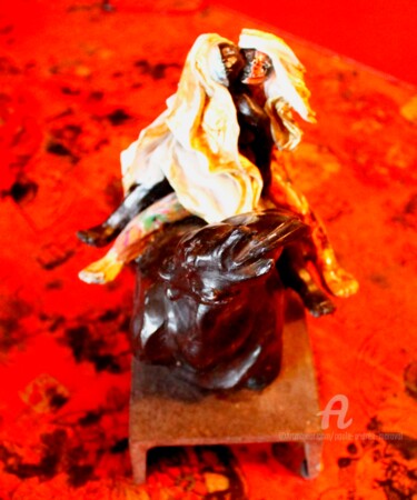 Скульптура под названием "Cavaliers Touareg" - Paule-Andree Maraval, Подлинное произведение искусства, Керамика