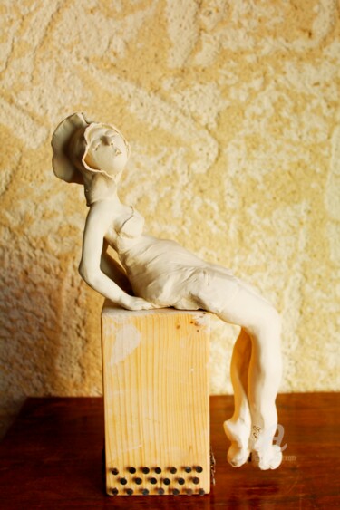 Sculpture titled "MARIE-LOUISE" by Paule-Andree Maraval, Original Artwork, Clay