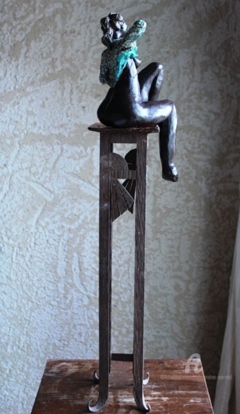 Skulptur mit dem Titel "INTIMITE 2" von Paule-Andree Maraval, Original-Kunstwerk, Metalle