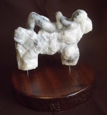 Sculpture titled "Femme couchée" by Pauline Balland, Original Artwork, Stone