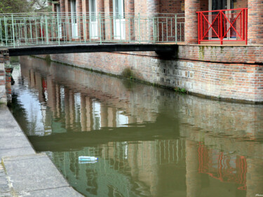 Photographie intitulée "Passerelle" par Paulous, Œuvre d'art originale, Photographie numérique Monté sur Autre panneau rigide