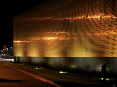 Фотография под названием "Le mur or et noir (…" - Paulous, Подлинное произведение искусства, Цифровая фотография Установлен…