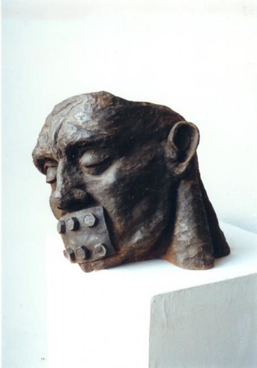 Sculpture titled "el mudo" by Pavel Miguel, Original Artwork
