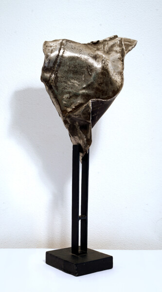 Skulptur mit dem Titel "Fiore di montagna,…" von Pavlovskydesign Metal And Painting, Original-Kunstwerk, Metalle