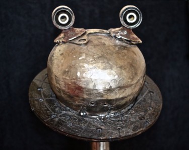 Sculpture titled "la grenouille" by Priscilla Champelovier, Original Artwork