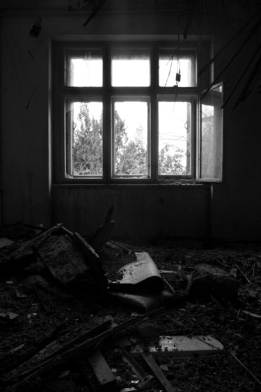 Photographie intitulée "In the sanatorium -…" par Pedro Noir, Œuvre d'art originale, Photographie numérique Monté sur Châssi…