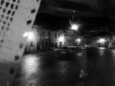 Photographie intitulée "Piazza" par Peppeluciani, Œuvre d'art originale, Photographie numérique