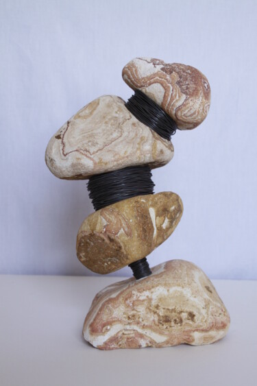 Скульптура под названием "Empedrat" - Pere Marti, Подлинное произведение искусства, Камень