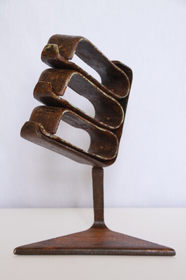 Sculpture titled "livres libros" by Pere Marti, Original Artwork, Metals