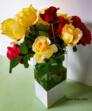 Фотография под названием "Roses 2020" - Peter Ghetu, Подлинное произведение искусства, Цифровая фотография