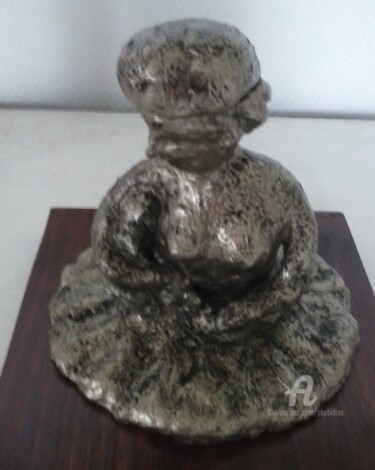 Sculpture intitulée "La Berceuse" par Marie Phebidias, Œuvre d'art originale, Terre cuite