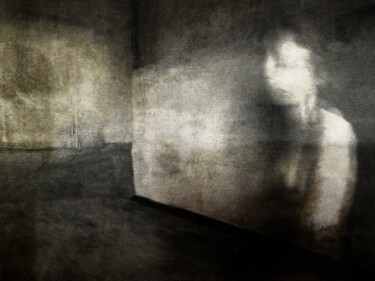 Photography titled "Passe Muraille.....…" by Philippe Berthier, Original Artwork, Digital Photography