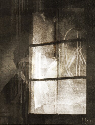 Photography titled "Fenetre sur Cour...." by Philippe Berthier, Original Artwork, Manipulated Photography