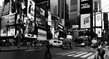 Photography titled "Time Square Nb" by Philippe Combis (PhilIppe CBS), Original Artwork, Digital Photography