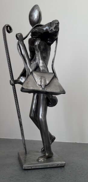 Sculpture titled "Le pèlerin" by Philippe Fautrez, Original Artwork