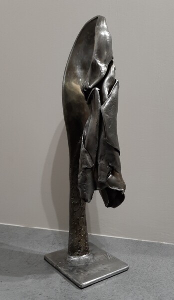 Sculpture titled "La salle des pendus" by Philippe Fautrez, Original Artwork, Metals