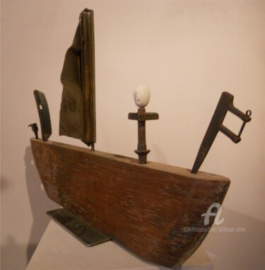 Sculpture titled "Moyen-Bateau-1." by Philippe Olive, Original Artwork, Wood