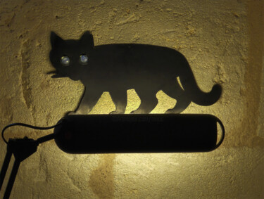 Fotografia intitolato "La lampe de chat." da Philippe Renou, Opera d'arte originale, Fotografia digitale