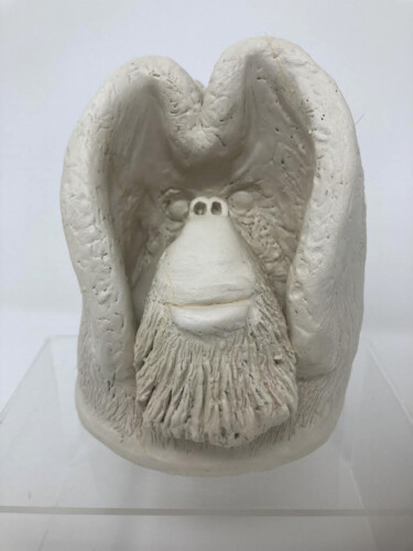 Sculpture titled "ORAN-OUTAN de Bornéo" by Philippe Vanseghbroeck, Original Artwork, Clay
