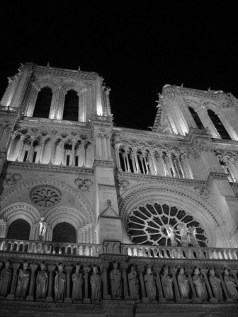 Photographie intitulée "notre dame nb" par Cc18, Œuvre d'art originale