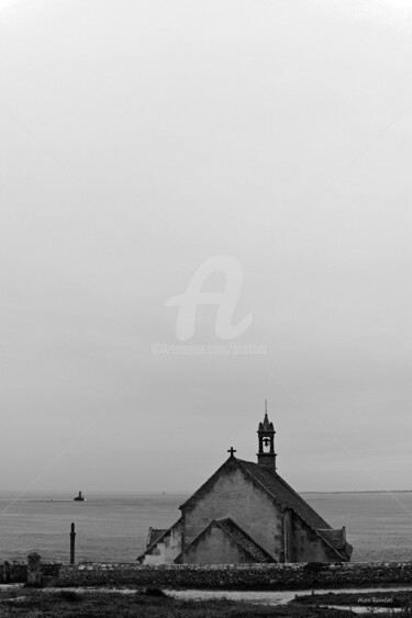 Photography titled "The bell and the li…" by Alain Romeas (PhotoAR), Original Artwork, Digital Photography