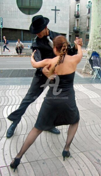 Photographie intitulée "Danser sur les Ramb…" par Josiane Karanian Boularot, Œuvre d'art originale