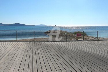 Photographie intitulée "LA CIOTAT - La plag…" par Josiane Karanian Boularot, Œuvre d'art originale