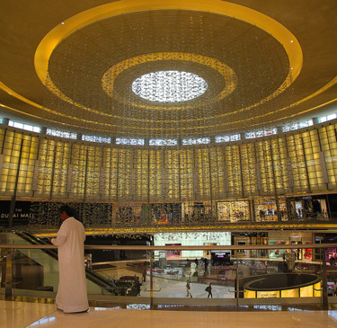 Photographie intitulée "Mall Dubaï 02" par Michel Hervo, Œuvre d'art originale