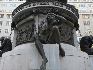 Sculpture intitulée "Nelson Monument" par Kevin C Lee, Œuvre d'art originale, Métaux