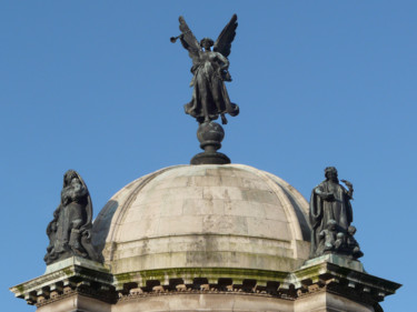 Scultura intitolato "The Victoria Monume…" da Kevin C Lee, Opera d'arte originale, Media misti