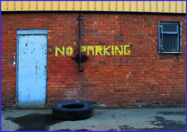 Photographie intitulée "Yellow No Parking" par Kevin C Lee, Œuvre d'art originale