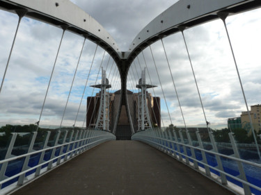 Fotografia zatytułowany „Lowry footbridge, f…” autorstwa Kevin C Lee, Oryginalna praca