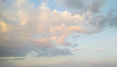 Фотография под названием "Evening sky tracery" - Taisiia Dyniak, Подлинное произведение искусства, Цифровая фотография