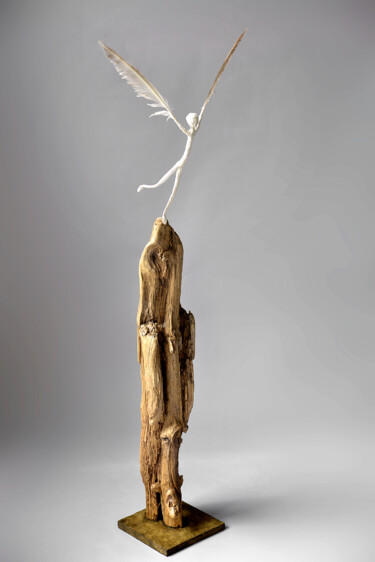 Skulptur mit dem Titel ""Et le Rêve Devint…" von Picrate, Original-Kunstwerk, Holz