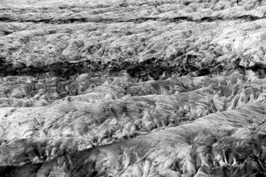 Фотография под названием "Aletsch's skin" - Pier Maulini, Подлинное произведение искусства, Цифровая фотография
