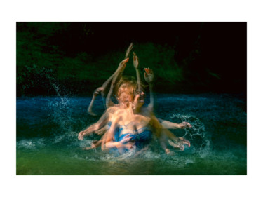 Ghost #27 1/20 Photographie intitulée "Ghost #27 1/20" par Pierre Duquoc, Œuvre d'art originale, Photographie manipulée