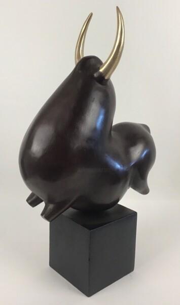 Rzeźba zatytułowany „Le taureau qui dans…” autorstwa Pierre Gimenez, Oryginalna praca, Brąz