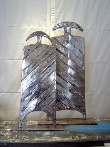 Skulptur mit dem Titel "COUPLE OBLIQUE" von Pierre Sidoine, Original-Kunstwerk, Metalle